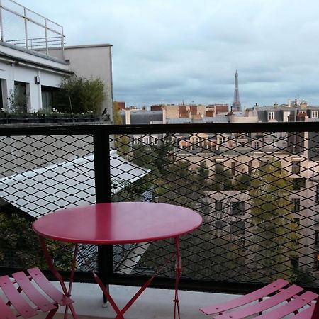 Eiffel Tower Studio Lacoste Paris Eksteriør billede